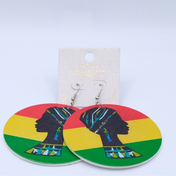 Wooden African Queen Dream Plus  Earrings Lightweight - Picture 5 of 9